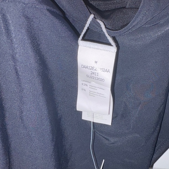 Cupshe One Piece Cut Out Tummy Control Crisscross and Clasp Back Size Medium - Picture 6 of 7